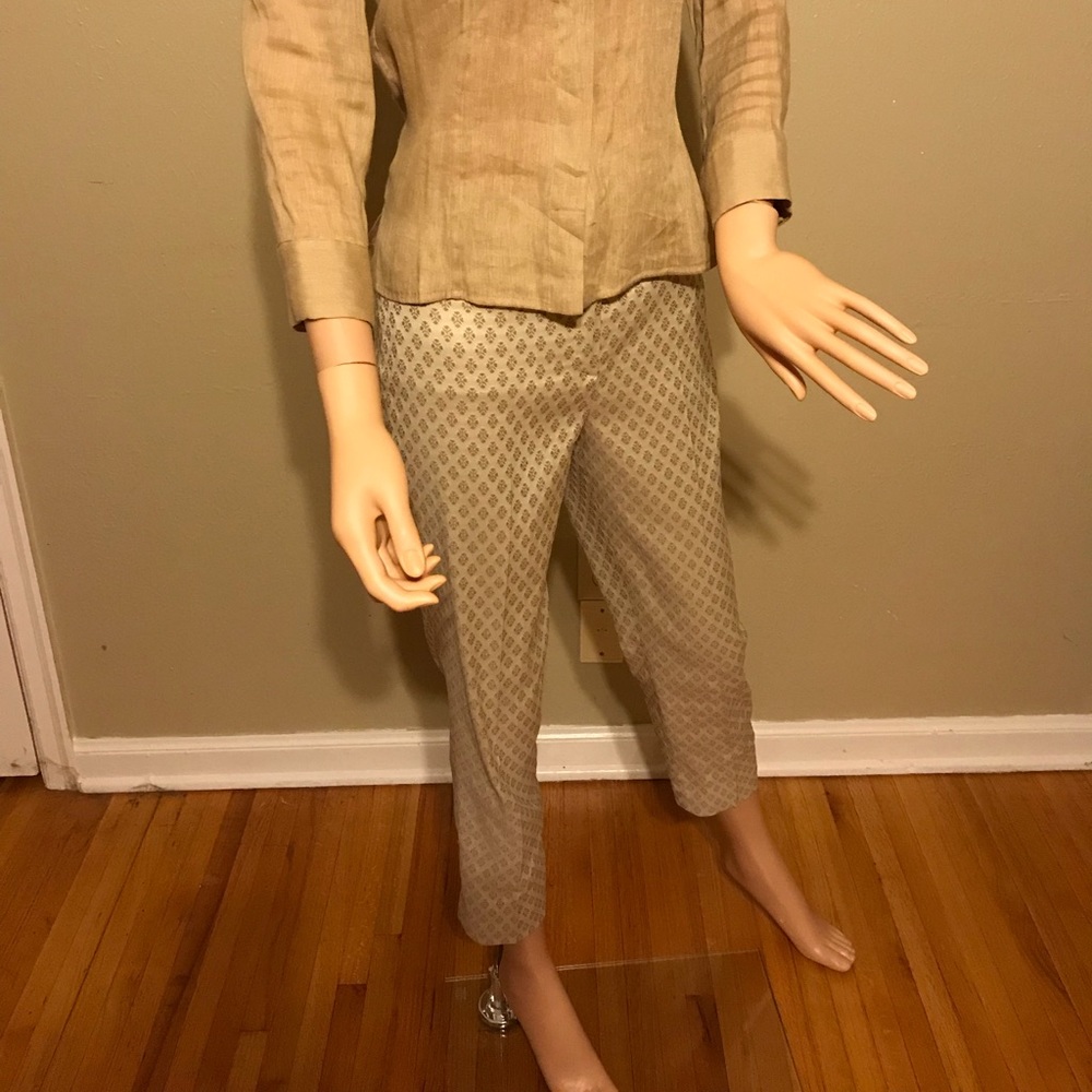 Stylish Capri pants